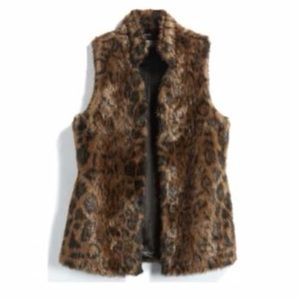Super cute faux fur vest new with tags still on!